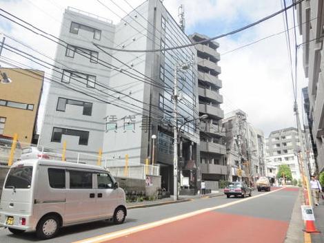 牛込神楽坂駅方面
