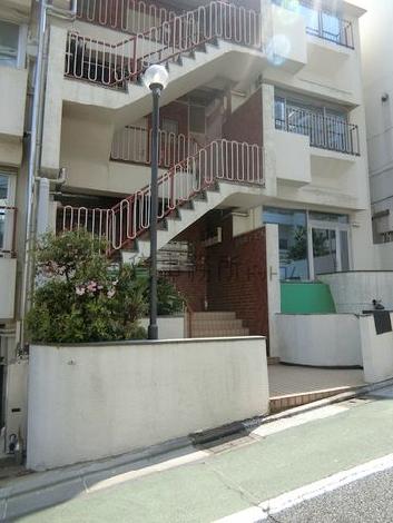 正面玄関