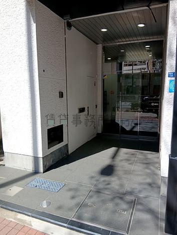 正面玄関