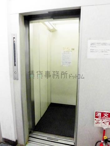 エレベーター