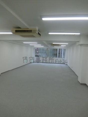 第1矢木ビルの室内