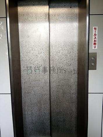 エレベーター