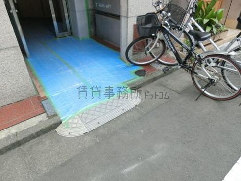 正面玄関