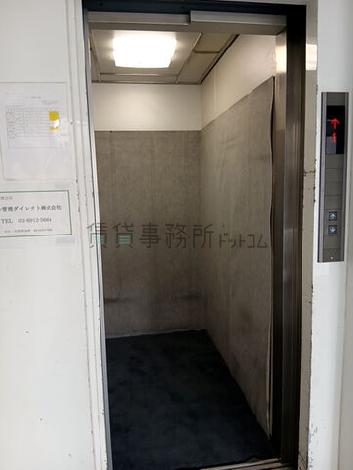 エレベーター