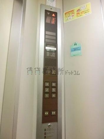 エレベーター