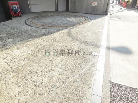 フラットな床面で連結