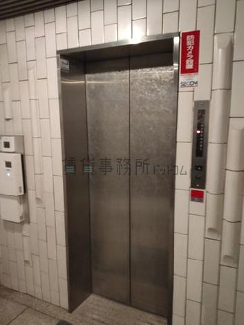 エレベーター