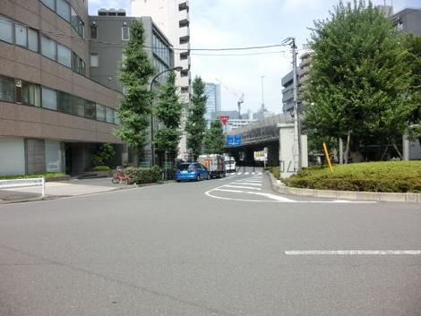 いくつかの道路が重なり合っています