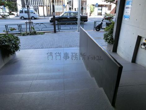 正面玄関