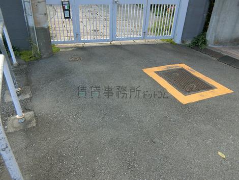 正面玄関
