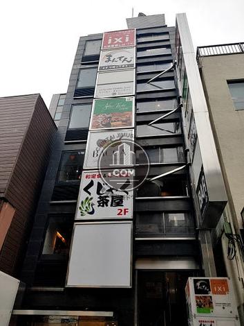新宿ひかりビルの外観写真
