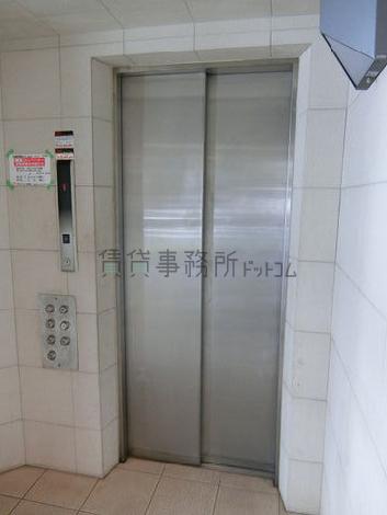 エレベーター