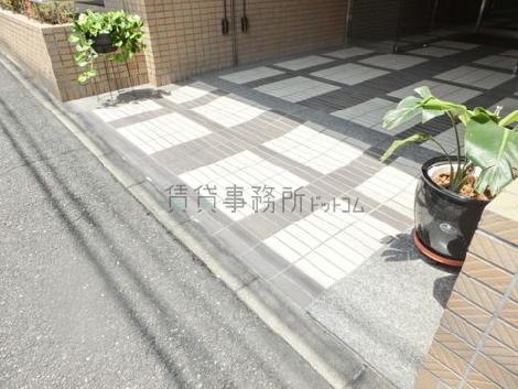正面玄関