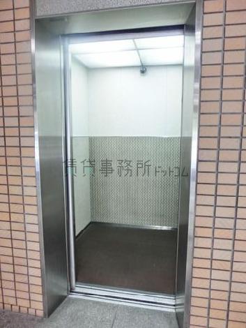 エレベーター
