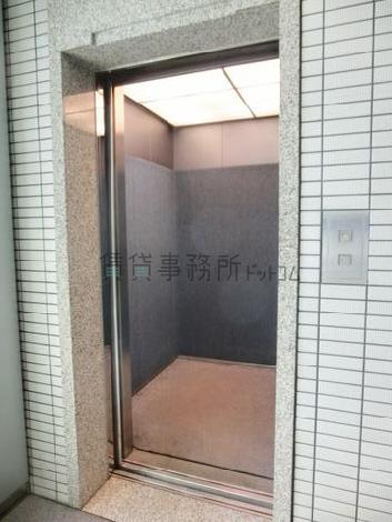 エレベーター