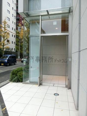 正面玄関