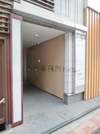 正面玄関