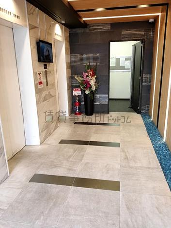 とても清潔感のあるエントランス