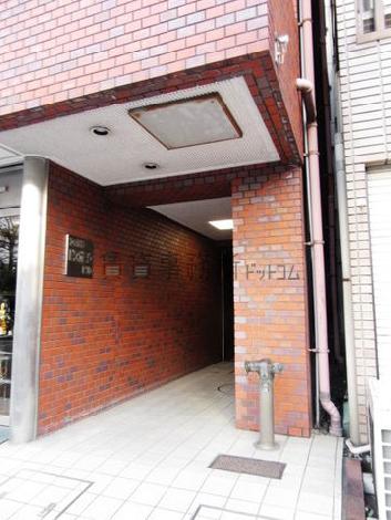 正面玄関