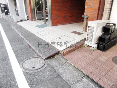 正面玄関