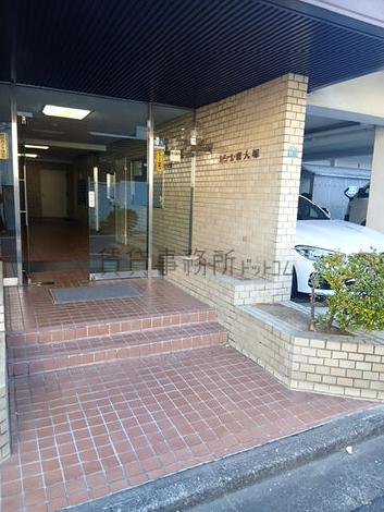 正面玄関