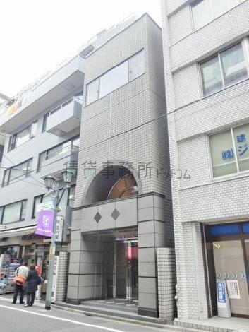 背面からの外観