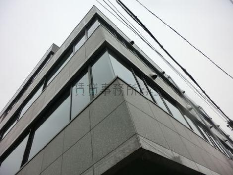 窓が大きめです
