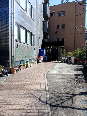 正面玄関