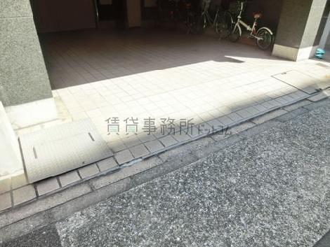 正面玄関