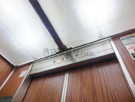 エレベーター