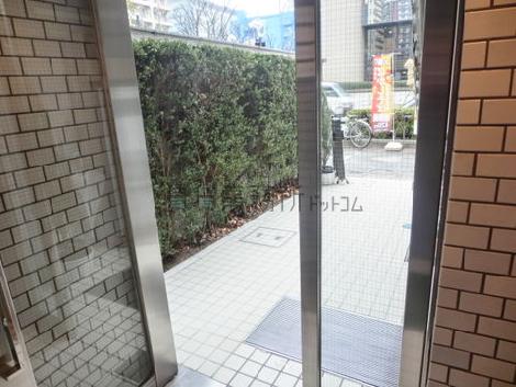 正面玄関
