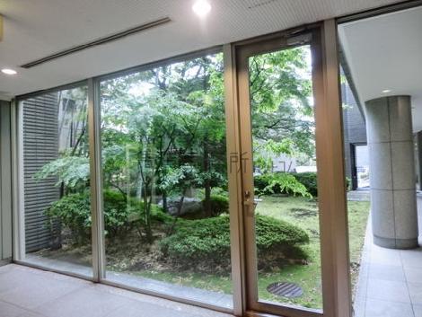 中庭がございます