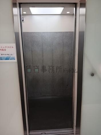 エレベーター
