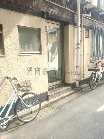 正面玄関