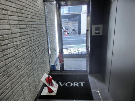 しっかり手入れされたエントランス