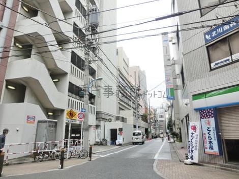 背面側の通り