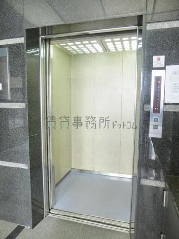 エレベーター