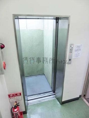 エレベーター