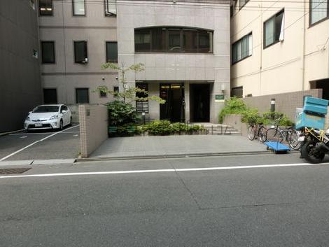 正面玄関