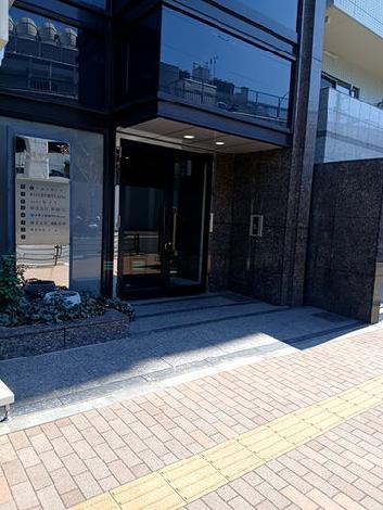 正面玄関