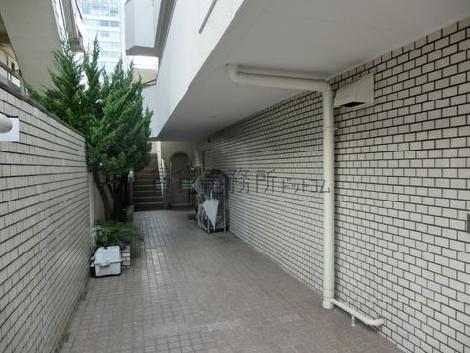 正面玄関