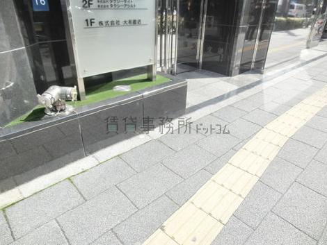 正面玄関