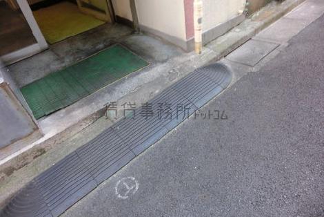 正面玄関