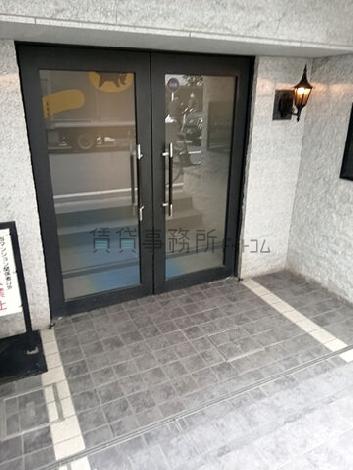 正面玄関