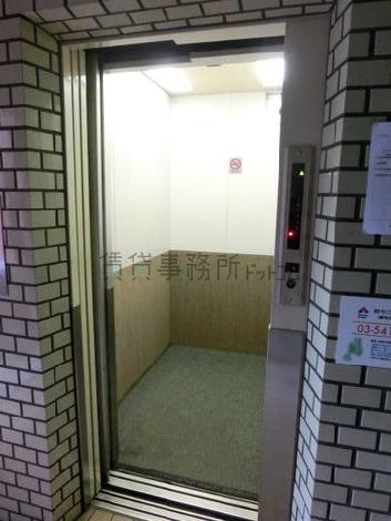 エレベーター