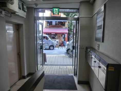 正面玄関