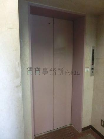エレベーター