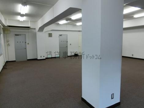 兜町第一ビルの室内