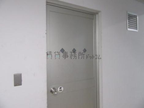兜町第一ビルの廊下