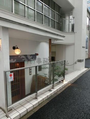 正面玄関